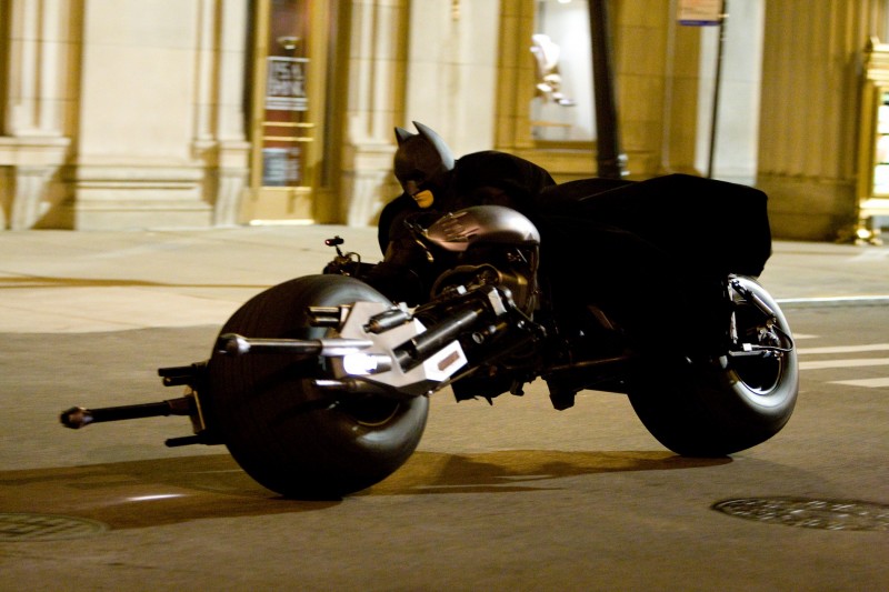 batman-dark-knight-motorcycle